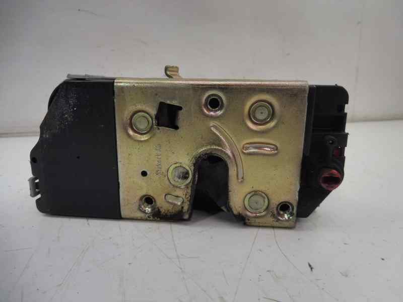 Recambio de cerradura puerta trasera derecha para peugeot 307 berlina (s2) xt referencia OEM IAM 9138G0  