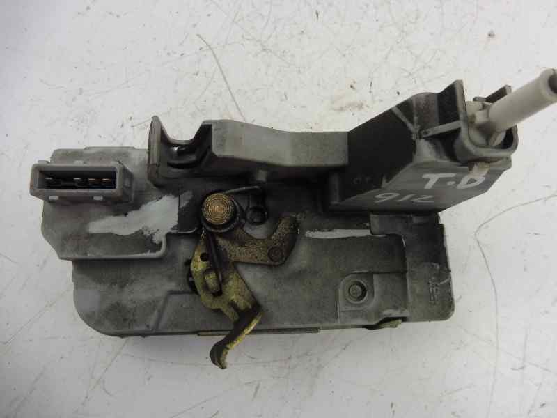 Recambio de cerradura puerta trasera derecha para peugeot 307 berlina (s2) xt referencia OEM IAM 9138G0  