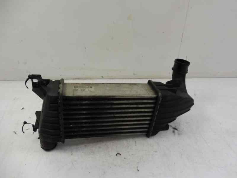 Recambio de intercooler para opel astra h berlina enjoy referencia OEM IAM 13128926  