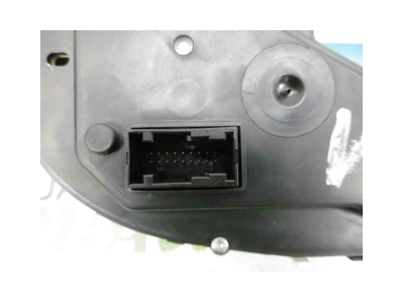 Recambio de cuadro instrumentos para peugeot 307 cc (s2) básico referencia OEM IAM 9661323180  