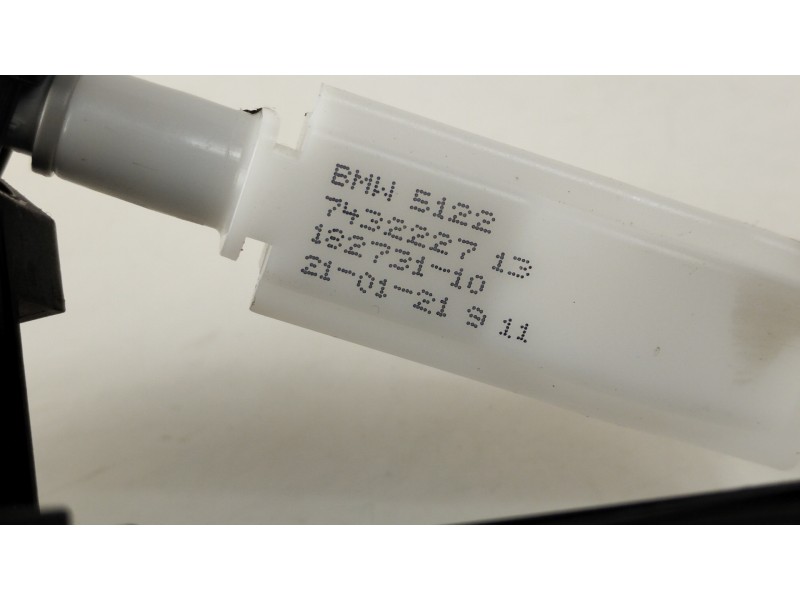 Recambio de cerradura puerta trasera izquierda para bmw serie 3 berlina (g20) 318d referencia OEM IAM 7445045 182838 45473123
