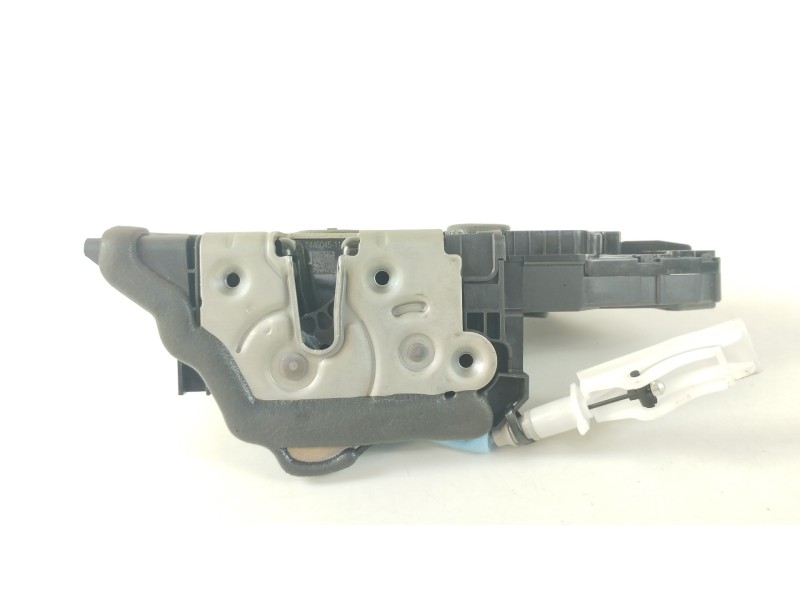 Recambio de cerradura puerta trasera izquierda para bmw serie 3 berlina (g20) 318d referencia OEM IAM 7445045 182838 45473123