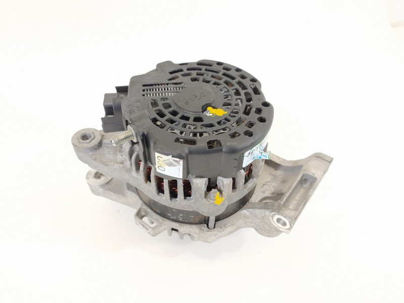 Recambio de alternador para kia optima optima (2015 -2020) referencia OEM IAM 373002U000 61004430 