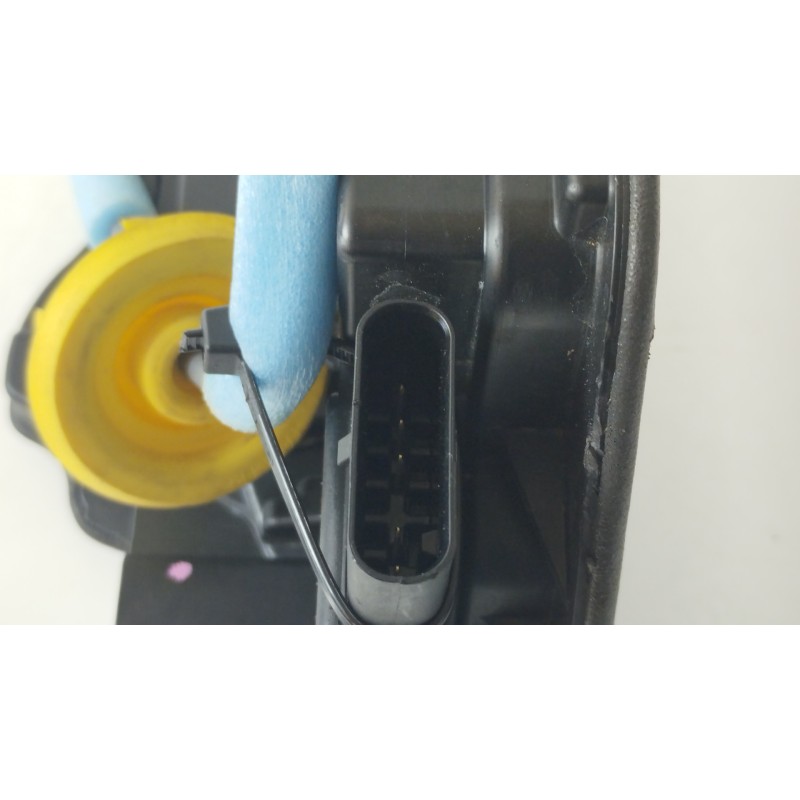 Recambio de cerradura puerta trasera izquierda para bmw serie 3 berlina (g20) 318d referencia OEM IAM 7445045 182838 45473123