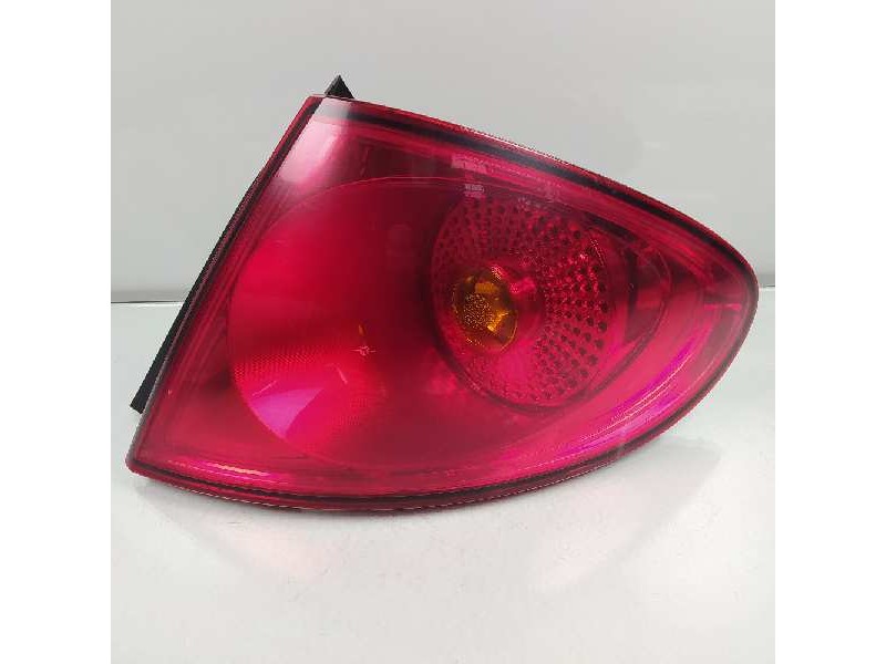 Recambio de piloto trasero derecho para seat toledo (5p2) sport referencia OEM IAM 5P5945112A 5P5945096C 