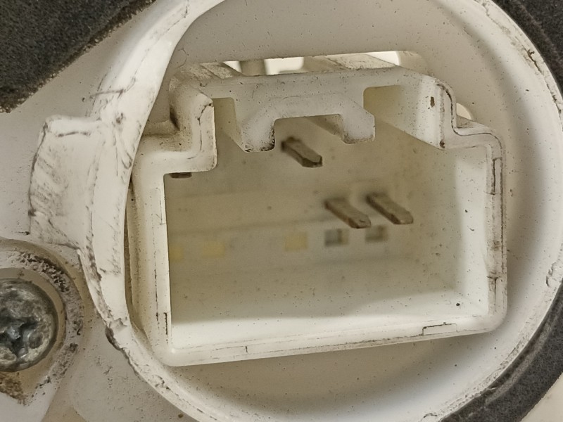 Recambio de cerradura puerta trasera derecha para mazda 3 lim. () center-line referencia OEM IAM BHN9 4E12B0400 