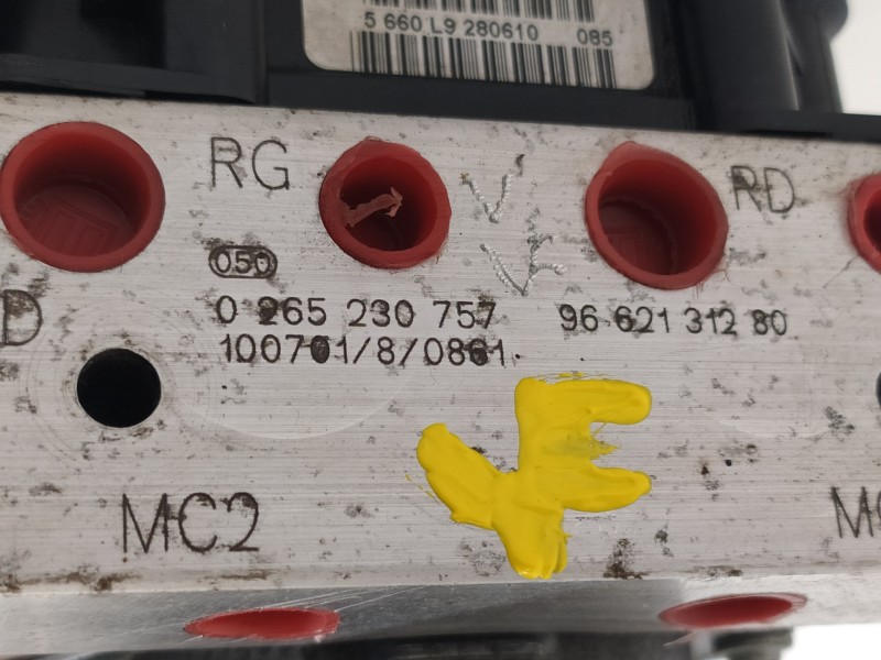 Recambio de abs para citroën c5 berlina business referencia OEM IAM 9666542880  