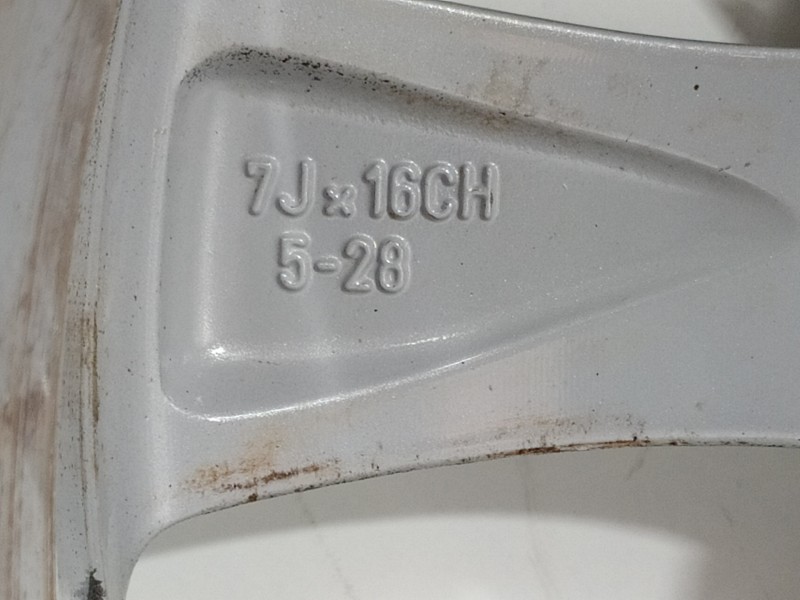 Recambio de llanta para citroën c5 berlina business referencia OEM IAM 9687895880  