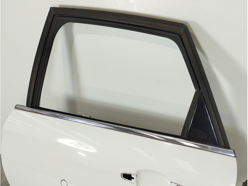 Recambio de puerta trasera izquierda para citroën c4 lim. collection referencia OEM IAM   