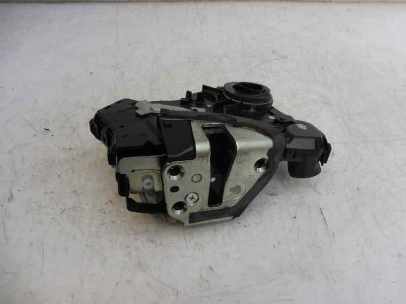 Recambio de cerradura puerta delantera derecha para toyota verso active referencia OEM IAM   