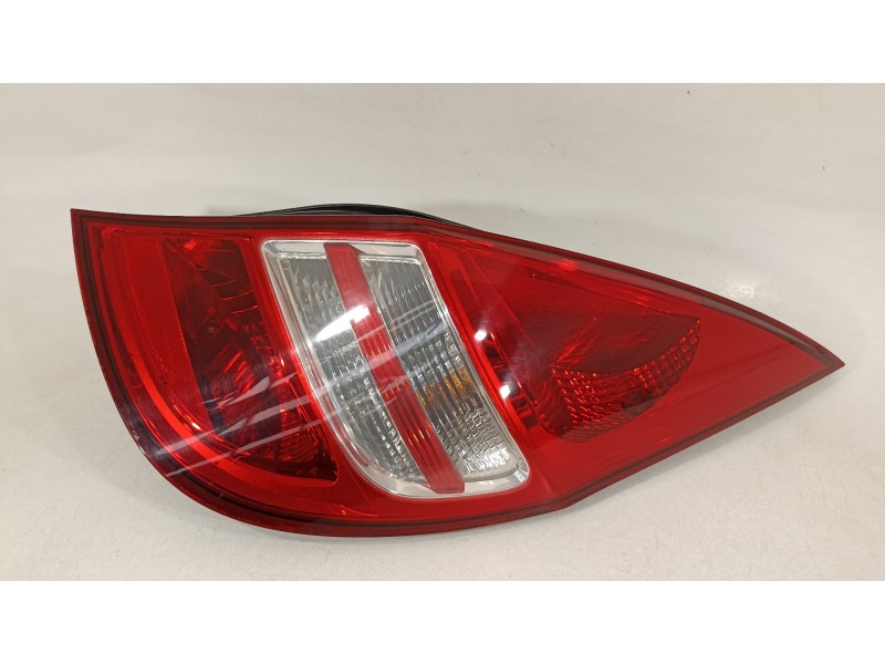 Recambio de piloto trasero derecho para hyundai i30 classic gl referencia OEM IAM   