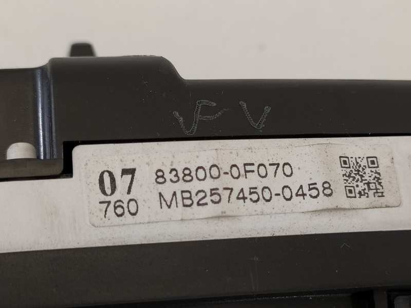 Recambio de cuadro instrumentos para toyota verso active referencia OEM IAM 838000F070  