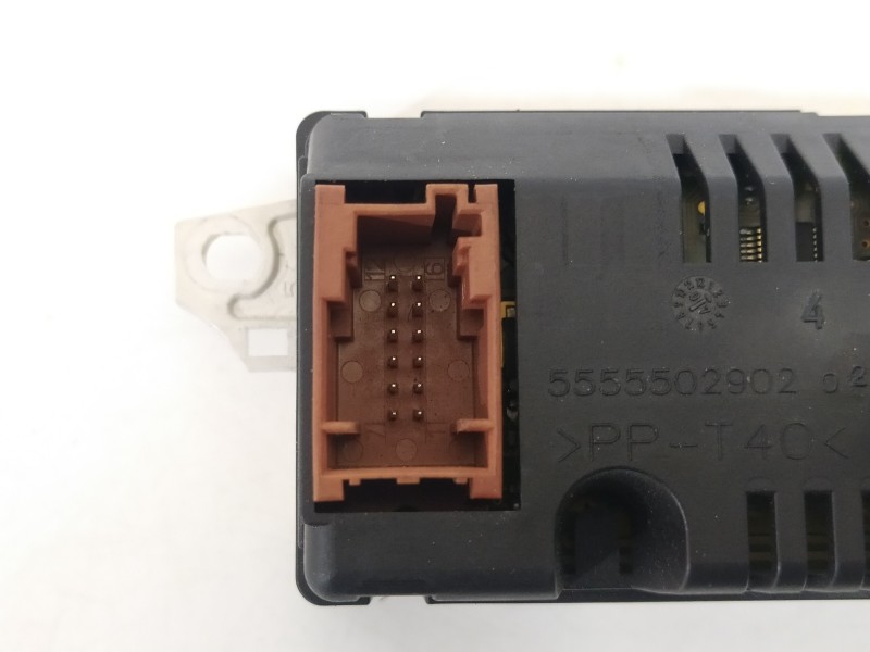 Recambio de pantalla multifuncion para peugeot 207 x-line referencia OEM IAM 9663205580  