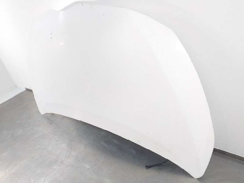 Recambio de capot para toyota verso active referencia OEM IAM   