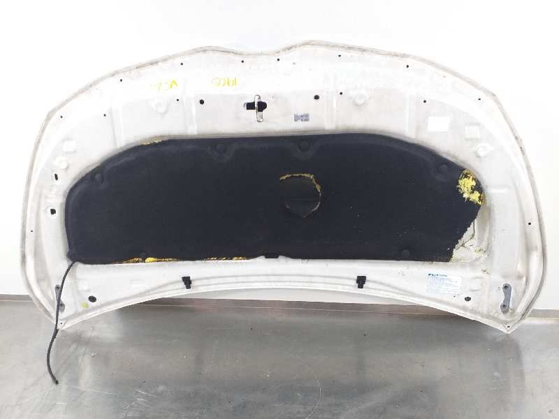 Recambio de capot para toyota verso active referencia OEM IAM   