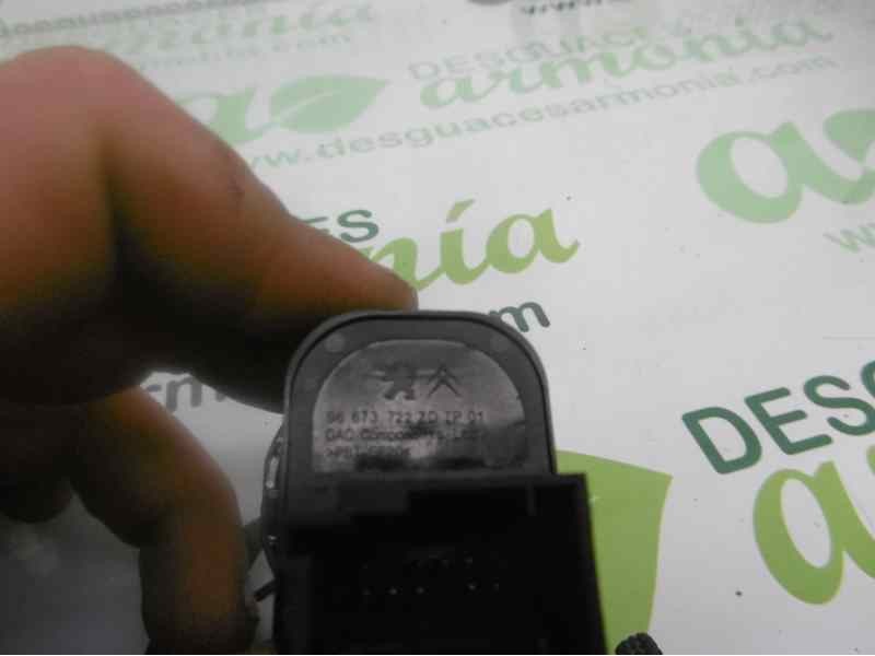 Recambio de mando retrovisor para citroën c-elysée seduction referencia OEM IAM 96673722ZD  