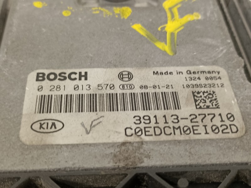 Recambio de centralita motor uce para kia cee´d emotion referencia OEM IAM 3911327710 0281013570 