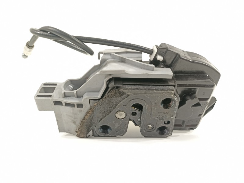 Recambio de cerradura puerta trasera derecha para hyundai i30 classic gl referencia OEM IAM 814202L000  