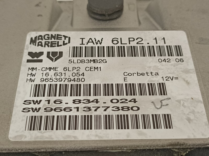 Recambio de centralita motor uce para peugeot 1007 dolce referencia OEM IAM 9661377380  