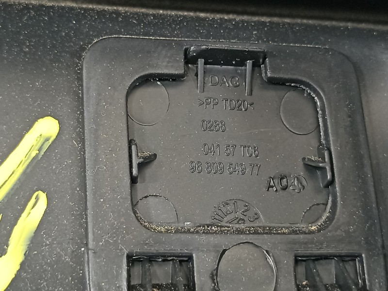 Recambio de guantera para citroën berlingo station wagon 20 aniversario edition referencia OEM IAM 8226SQ  