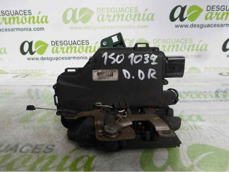 Recambio de cerradura puerta delantera derecha para skoda superb (3u4) classic referencia OEM IAM 3B1837016AD  