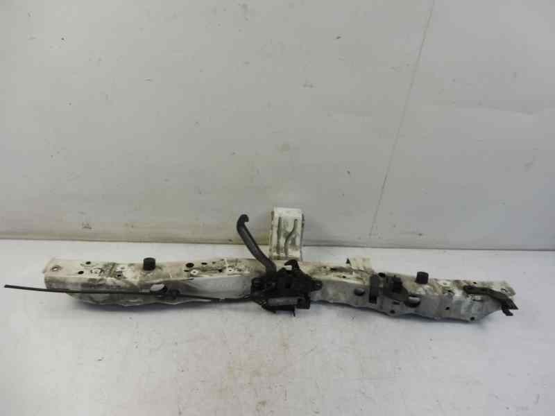 Recambio de travesaño superior para toyota verso active referencia OEM IAM   