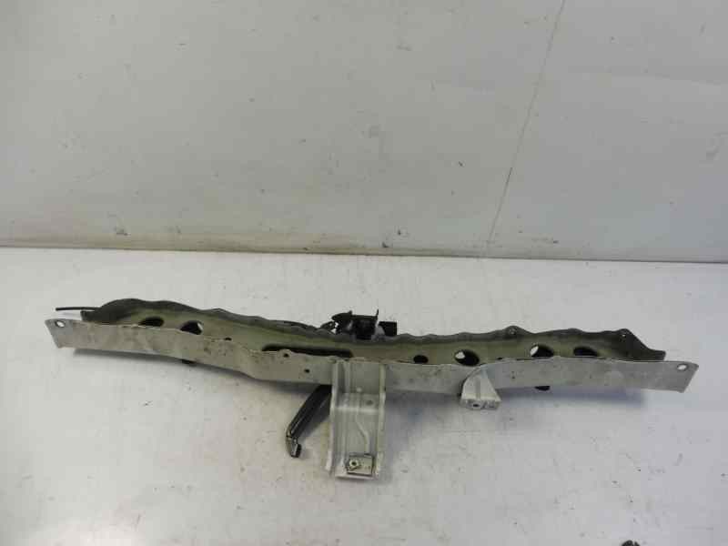 Recambio de travesaño superior para toyota verso active referencia OEM IAM   
