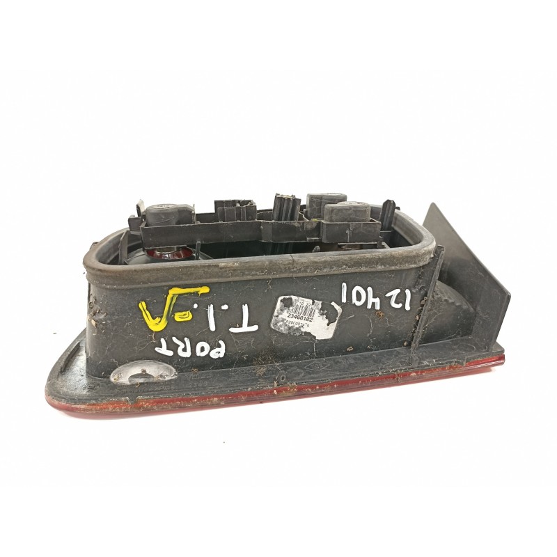 Recambio de piloto trasero izquierdo en porton para renault laguna ii (bg0) authentique referencia OEM IAM 8200002475  