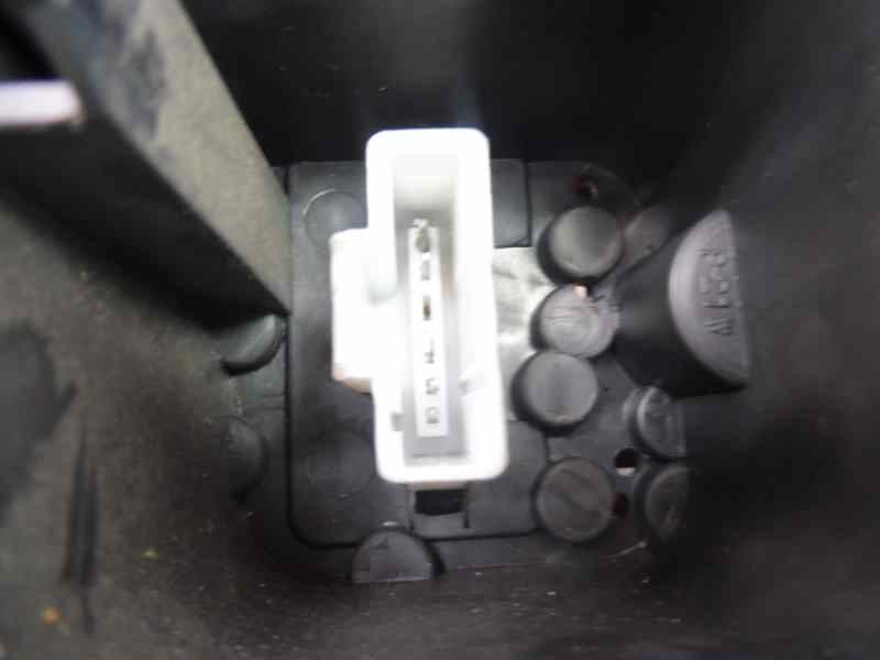 Recambio de piloto trasero derecho para peugeot 206 sw xs referencia OEM IAM 9641540577  