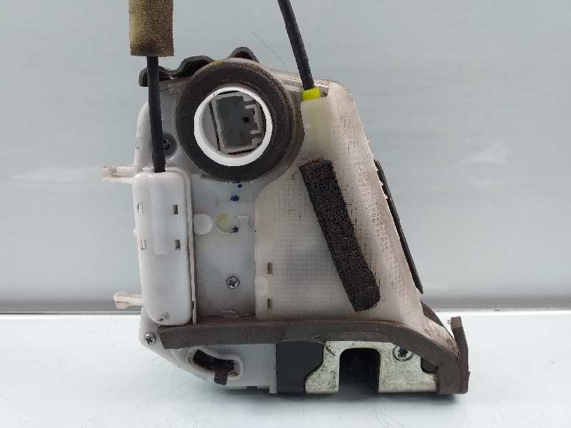 Recambio de cerradura puerta trasera derecha para toyota prius (nhw30) executive referencia OEM IAM   