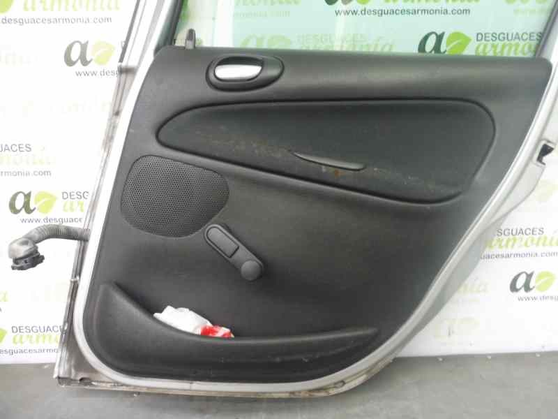 Recambio de puerta trasera derecha para peugeot 206 sw xs referencia OEM IAM   