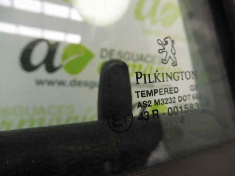 Recambio de puerta trasera derecha para peugeot 206 sw xs referencia OEM IAM   