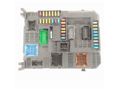 Recambio de caja reles / fusibles para peugeot 208 style referencia OEM IAM 9819849680 BSIN02 