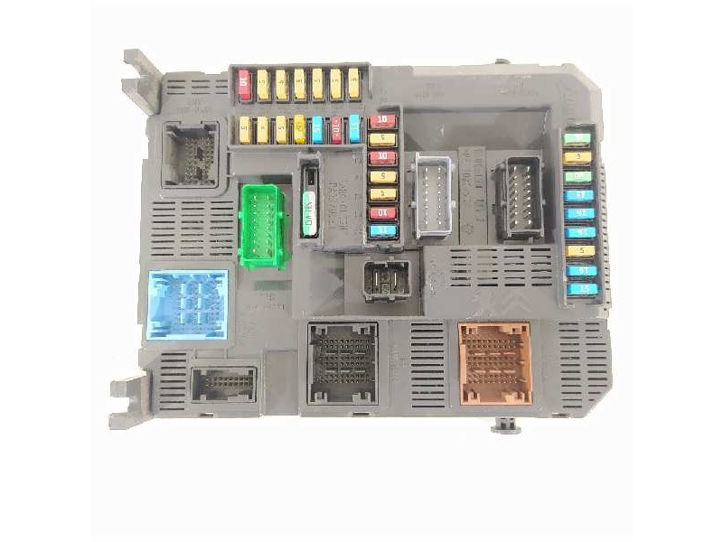 Recambio de caja reles / fusibles para peugeot 208 style referencia OEM IAM 9819849680 BSIN02 