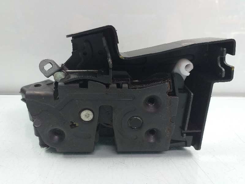 Recambio de cerradura puerta delantera izquierda para volvo c30 1.6 d drive summum referencia OEM IAM 924003100  