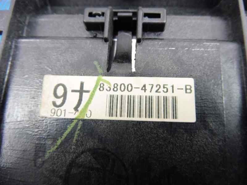 Recambio de cuadro instrumentos para toyota prius (nhw20) sol referencia OEM IAM 8380047251B  
