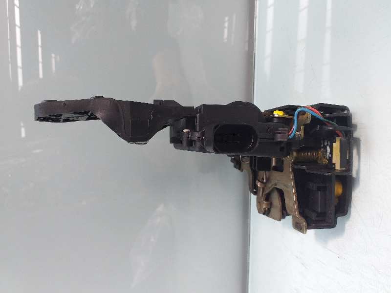 Recambio de cerradura puerta delantera derecha para volkswagen passat berlina (3b2) trendline referencia OEM IAM 3B1837016A  