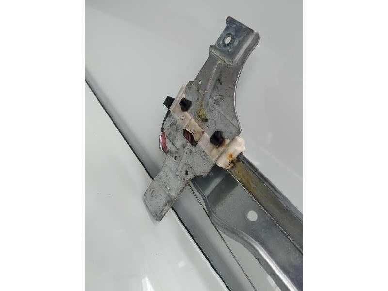 Recambio de elevalunas delantero izquierdo para peugeot 208 business line referencia OEM IAM 9674254480  