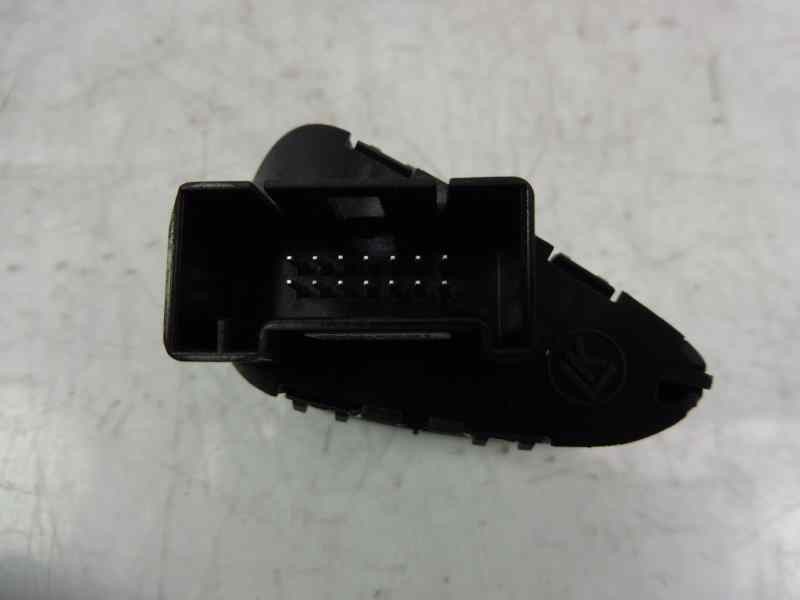 Recambio de mando multifuncion para opel corsa e selective referencia OEM IAM 39031663  