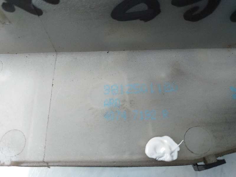 Recambio de cerradura puerta trasera derecha para peugeot 208 business line referencia OEM IAM 9812501180  