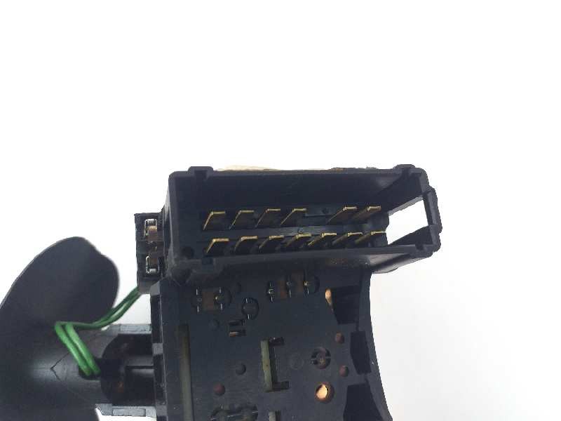 Recambio de mando limpia para renault twingo societe referencia OEM IAM 8201193540  