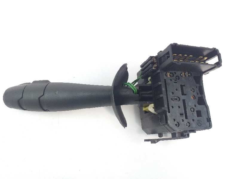 Recambio de mando limpia para renault twingo societe referencia OEM IAM 8201193540  