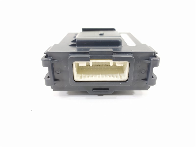 Recambio de modulo electronico para nissan qashqai (j11) 360 referencia OEM IAM 476A04EA0A 1733495B1 