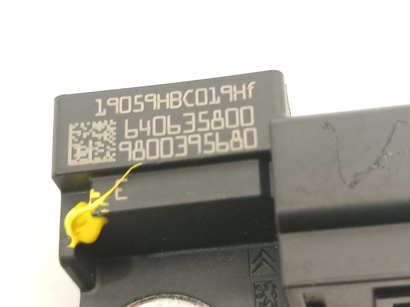 Recambio de sensor para peugeot 308 referencia OEM IAM 640635800  