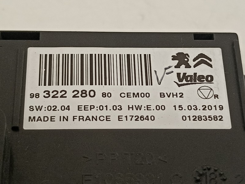 Recambio de modulo electronico para peugeot 308 referencia OEM IAM 9832228080  