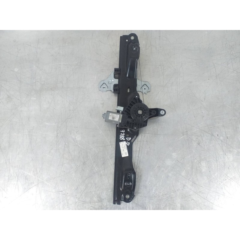 Recambio de elevalunas delantero derecho para nissan qashqai (j11) 360 referencia OEM IAM 807004EA0D  