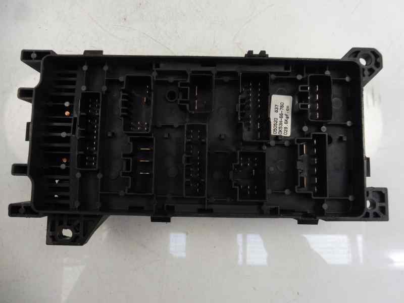 Recambio de caja reles / fusibles para kia carnival ii 2.9 cdri ex referencia OEM IAM 0K53H66760 L03H 
