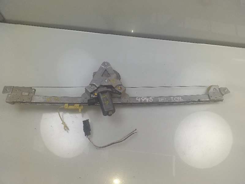 Recambio de elevalunas delantero derecho para nissan primastar (x..) avantour l1h1 2,7 t / 7-sitzer referencia OEM IAM   