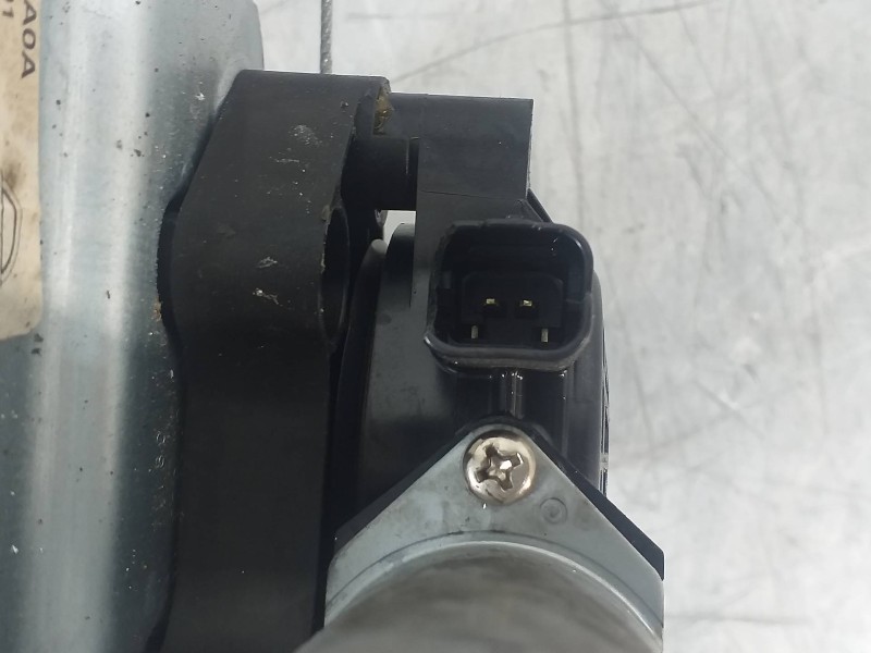 Recambio de elevalunas trasero derecho para nissan qashqai (j11) 360 referencia OEM IAM 827004EA0A  