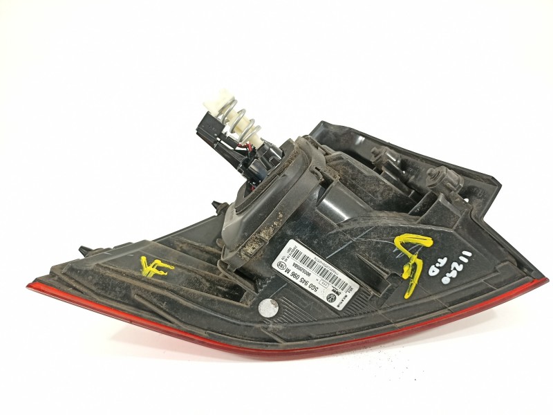 Recambio de piloto trasero derecho para volkswagen golf vii lim. advance bluemotion referencia OEM IAM 5G0945096M  